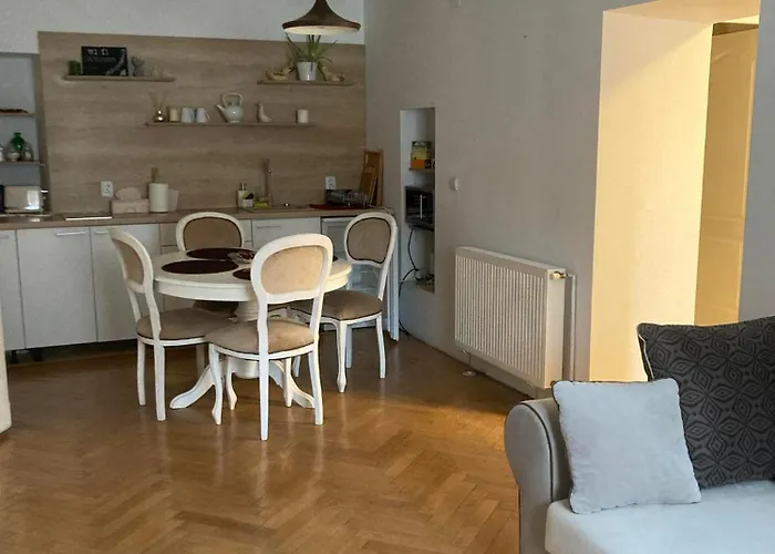 Valentina\'S Apartment In City Center