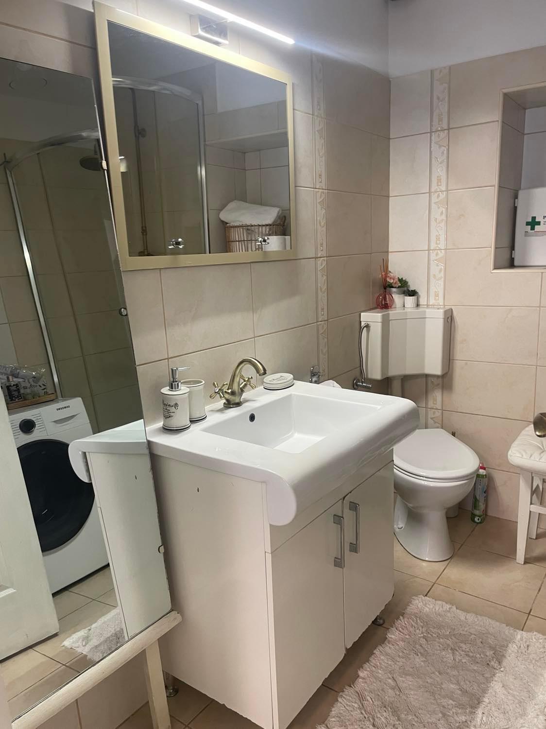 Valentina's In Center Apartment